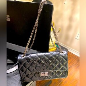 Fashion Pattern bag with gun metal chain comes with dust bag